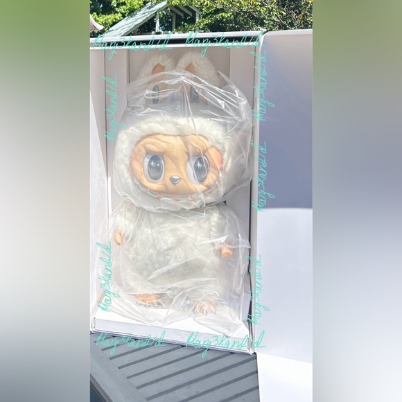 Pop Mart ANGEL in the CLOUDS Zimono New in Box Never taken out Very Hard to find - Picture 1 of 15